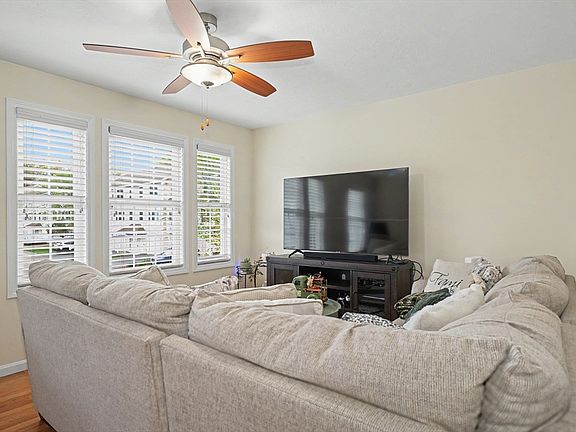 5th image of 41 Boston Rd #482