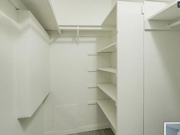 3rd image of 8013 Romaine St #115