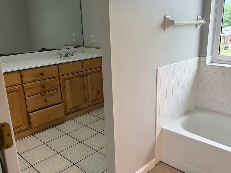7469 Fitzroy Ct — Photo 41