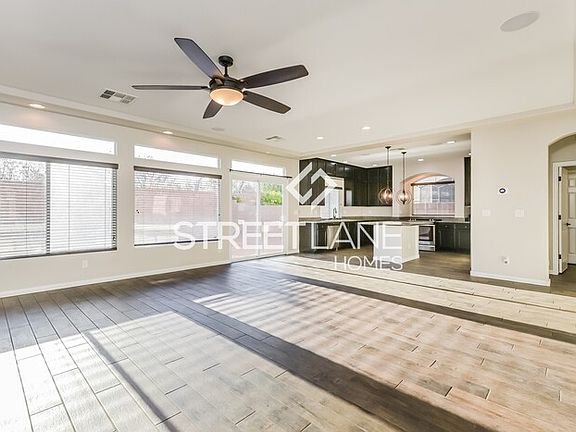 4th image of 9663 Paraiso St