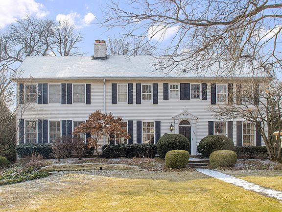2nd image of 626 Woodland Ave