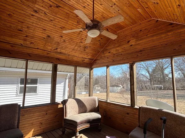 (undisclosed Address), Liberty, MO 64068