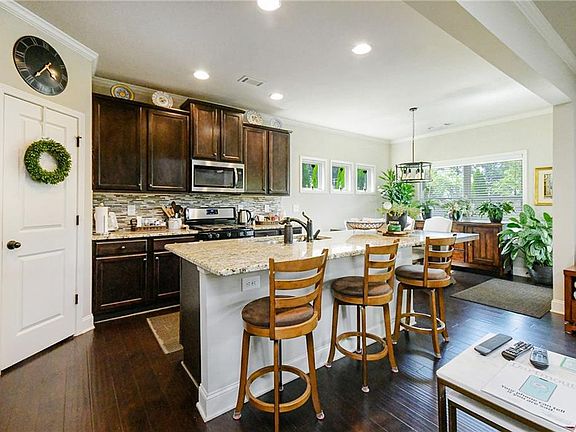 5th image of 4551 Brayden Dr