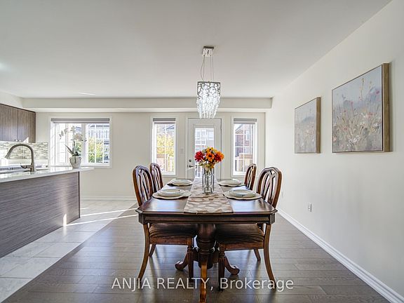 3rd image of 24 Goldeye St