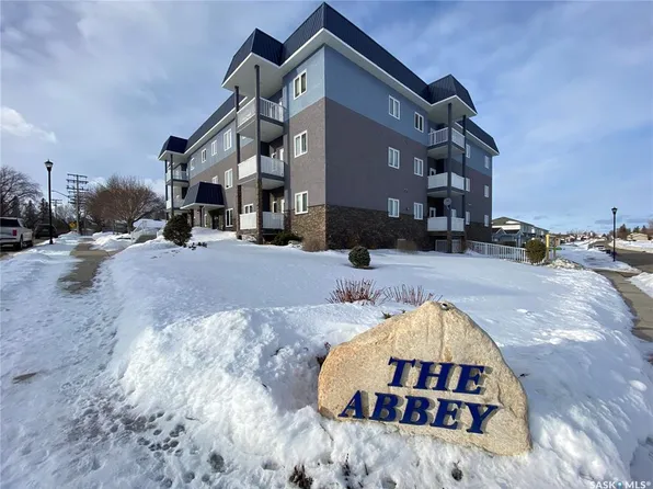UNIT 303-123 Balmoral STREET, Yorkton, SK S3N 4J2