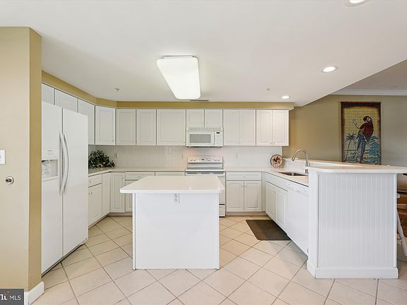 4th image of 103 125th St Unit 105