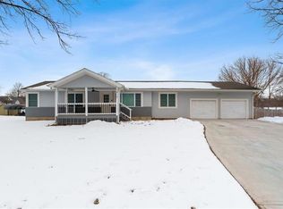 1815 Beech St, Atchison, KS 66002