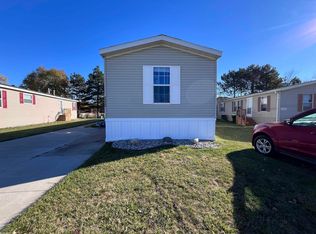 44604 Bonaparte Dr, Macomb, MI 48044