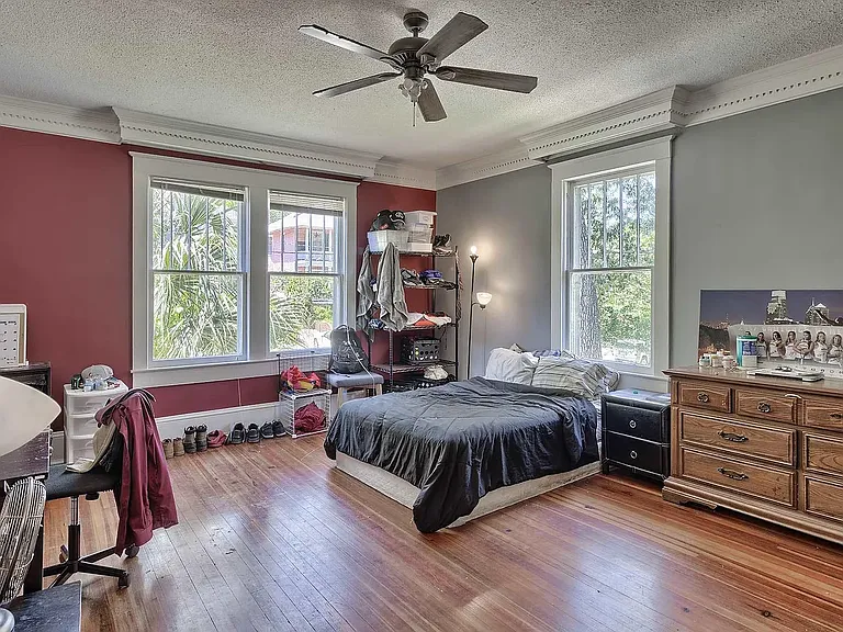 1008 Laurens St — Photo 7