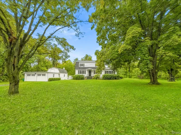10 Barrett Drive, Hopewell Junction, NY 12533