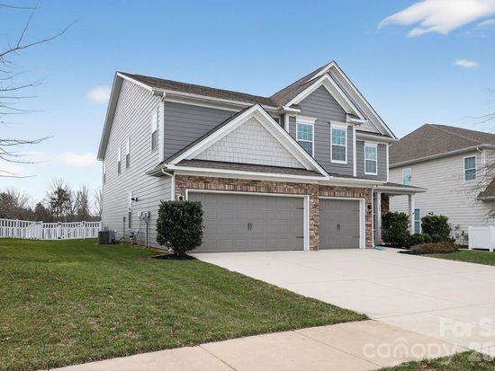 107 Atwater Landing Dr, Mooresville, NC 28117