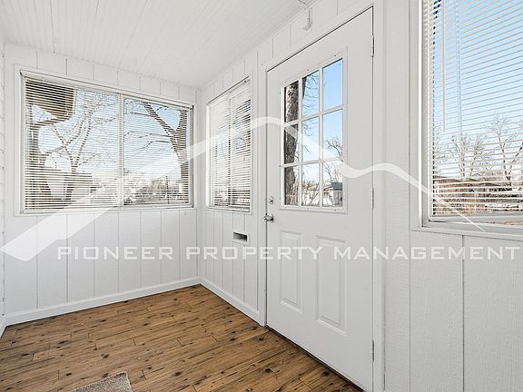 3rd image of 2840 W 1st Ave