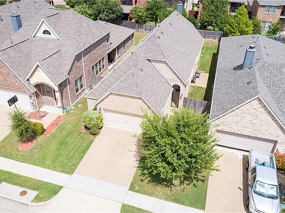 3rd image of 9508 Deerhurst Pl