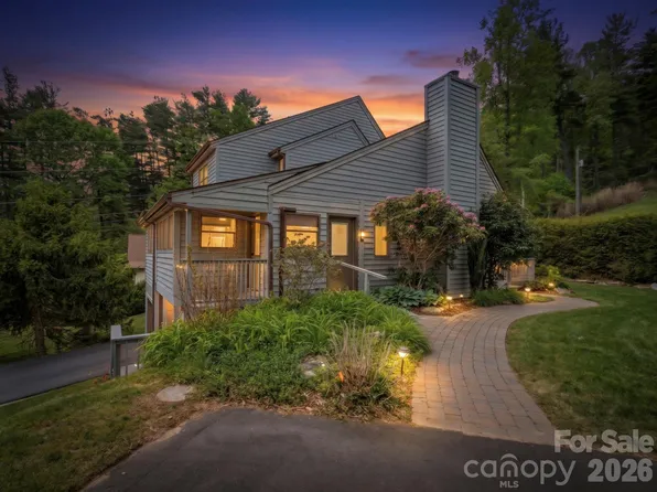 317 Robertson St, Burnsville, NC 28714