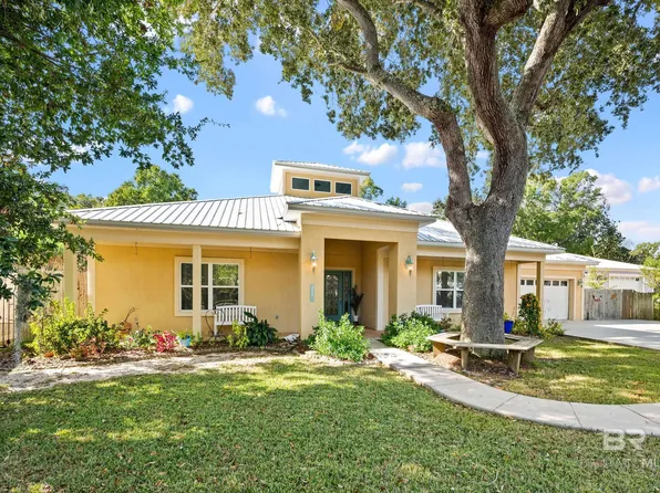 5217 Green Tree Rd, Orange Beach, AL 36561