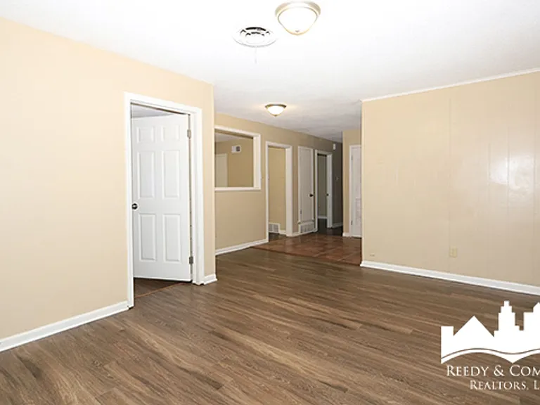 3095 Normandy Dr — Photo 16