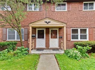 1524 W Pratt Blvd UNIT C, Chicago, IL 60626