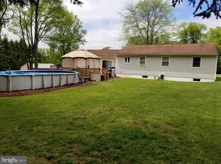 1296 N Manor Rd, Honey Brook, PA 19344