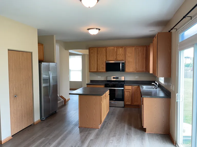 2771 Cranston Cir — Photo 2