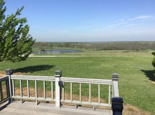 654 Kentucky Town Rd, Whitewright, TX 75491