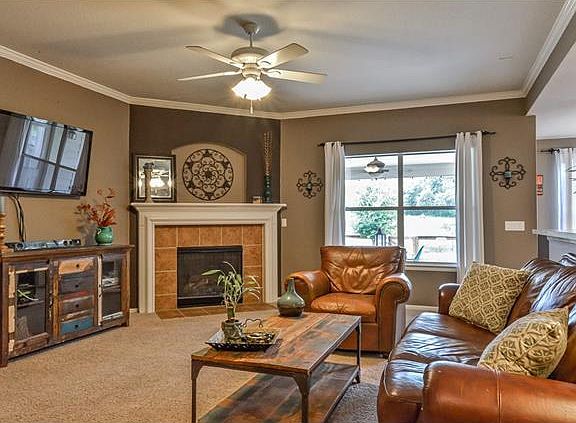 5th image of 857 Sweet Gum Dr