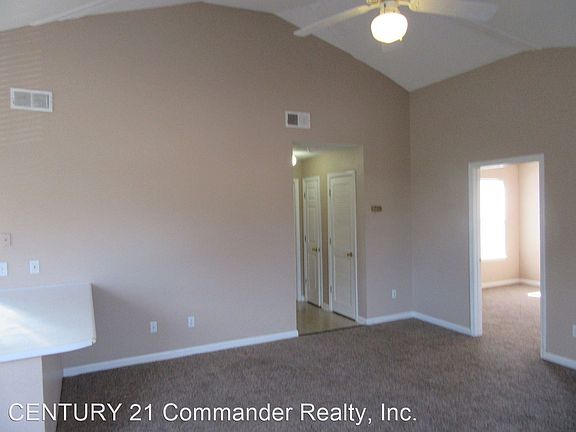 5th image of 1401 Gulf Ave Unit 9