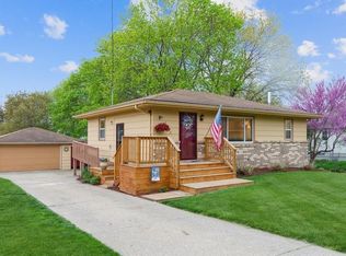 1022 Hackley Ave, Des Moines, IA 50315