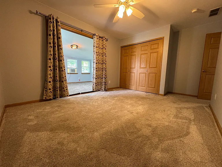 326 Brown Ct — Photo 36