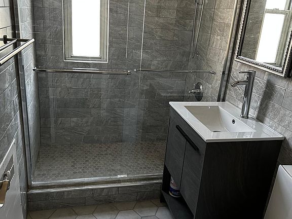 3rd image of 4366 N Pershing Dr APT 2
