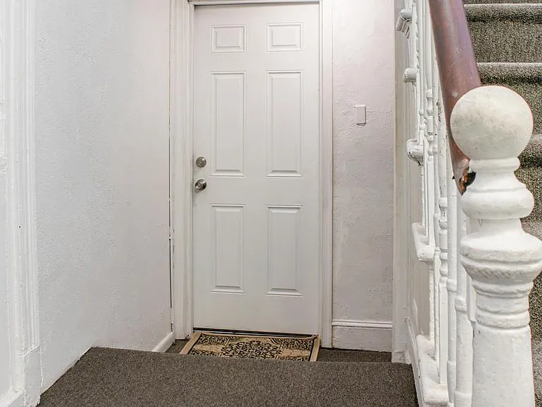 265 S 9th St #1R — Photo 13