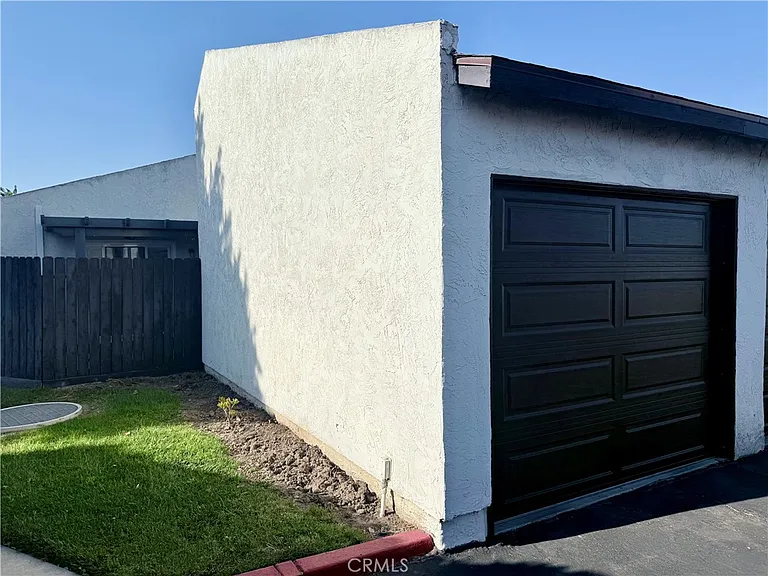 29272 Murrieta Rd — Photo 16