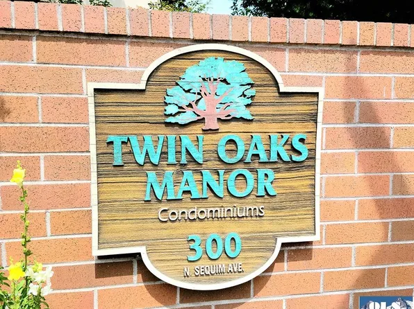 300 N Sequim Ave APT 10, Sequim, WA 98382