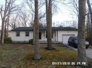 403 Mill Rd, Absecon, NJ 08201