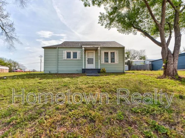 924 N Broad St, Guthrie, OK 73044