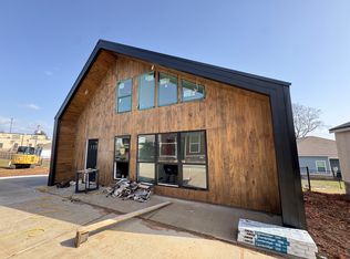 413 S Main St, Benton, AR 72015