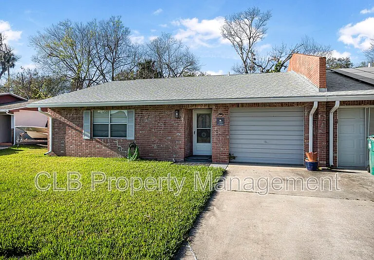 910 New Castle Ct — Photo 1