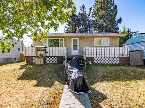 3721 N 46th St, Red Deer, AB T4N 1L5