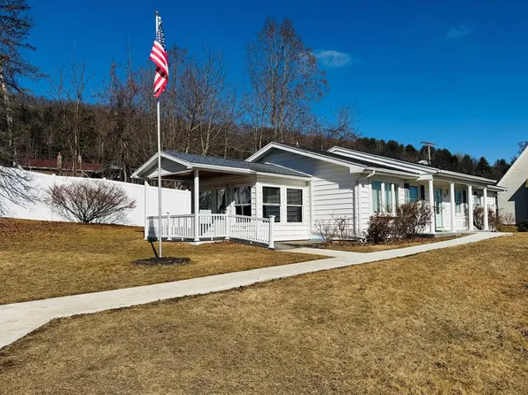 38 Ikey Ln, Towanda, PA 18848