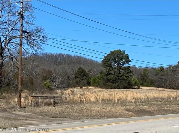 9625 N Highway 71, Mountainburg, AR 72946