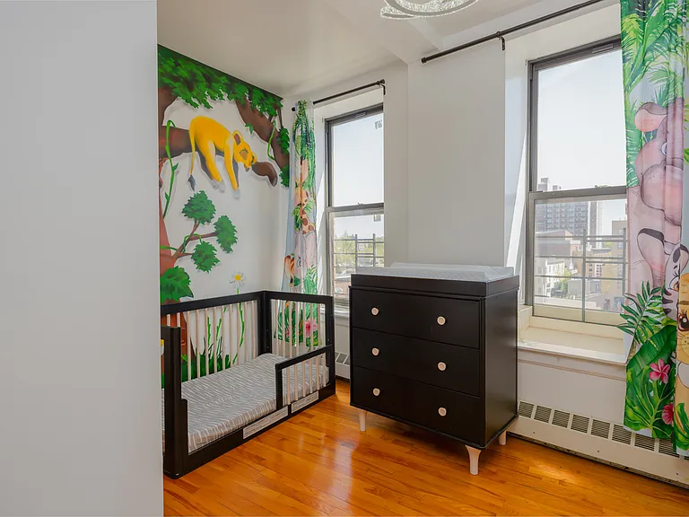 2023 Belmont Ave #5C — Photo 10