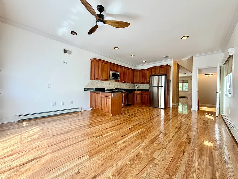204 Sneden Ave #2 — Photo 6