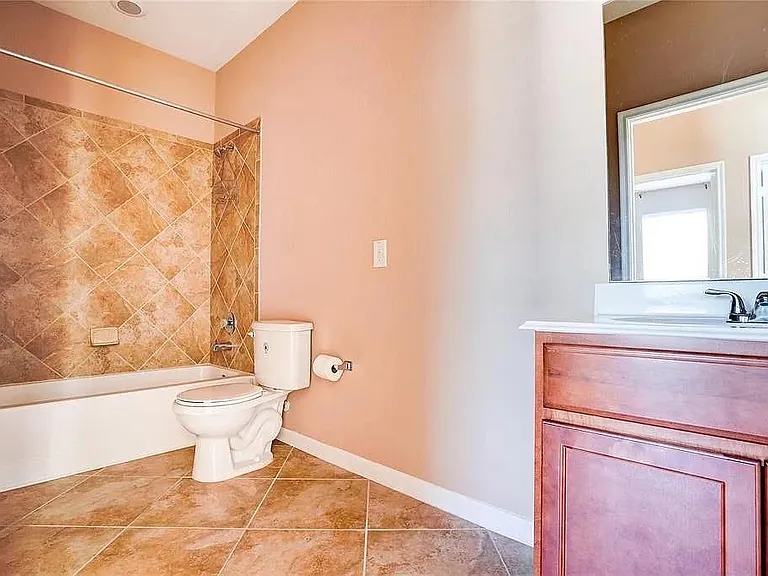 907 Aft Valley Dr — Photo 17