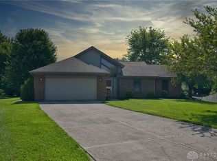 1276 Anthony Trce, Waynesville, OH 45068