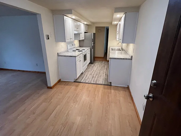 420 N Turner St #3 — Photo 9
