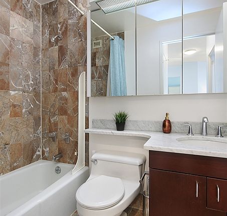 4th image of 225 W 83rd St APT 20A