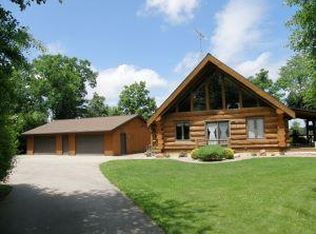 W3184 Princeton Rd, Green Lake, WI 54941