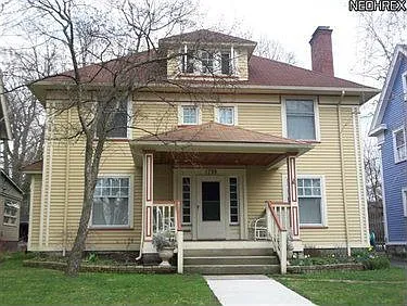 1799 Wilton Rd photo 1