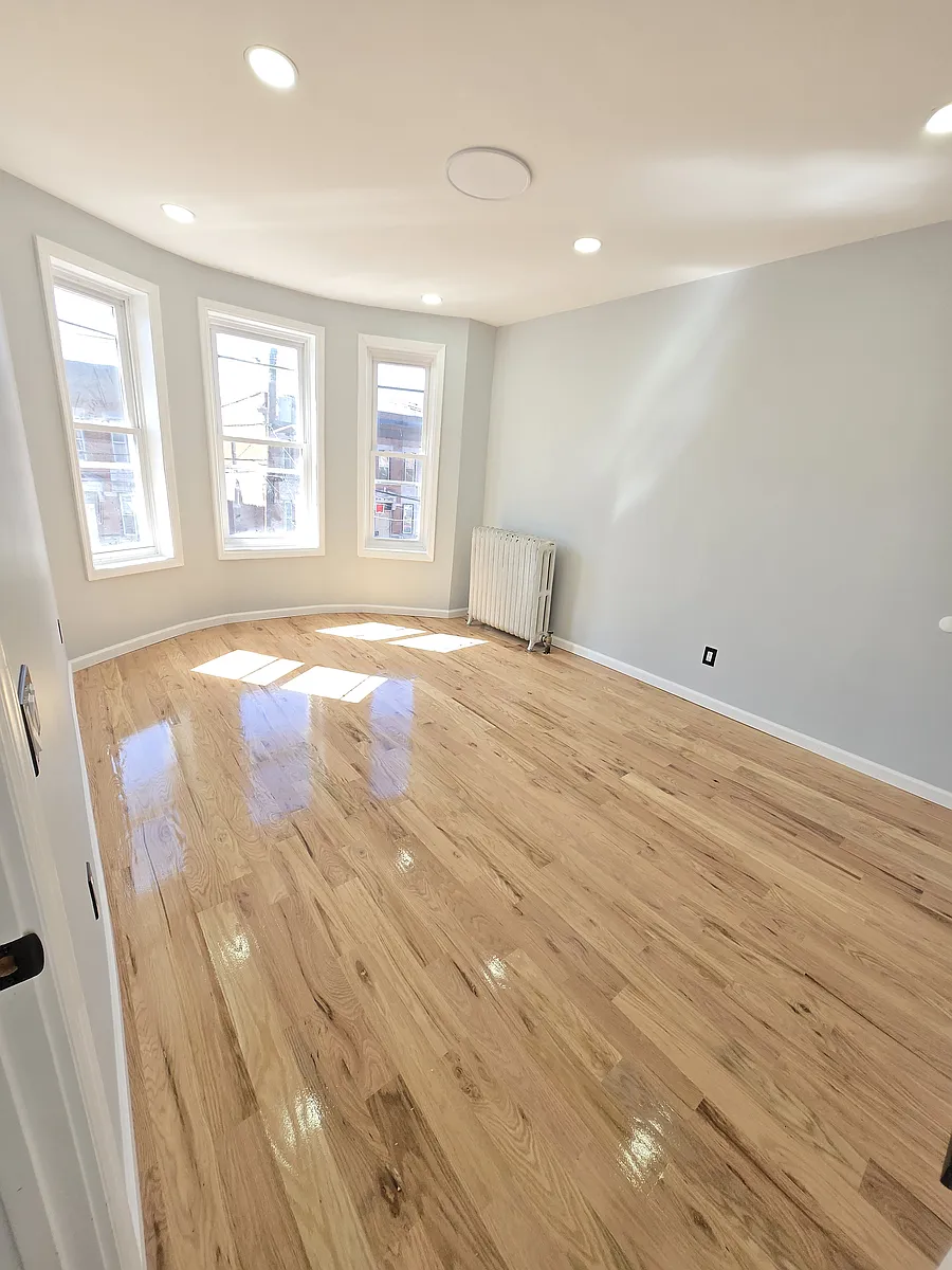 Building Photo - 236 Fulton Ave #2
