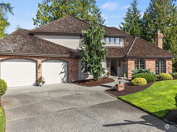 2nd image of 4620 240th Avenue SE