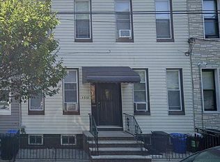 5918 Palmetto St, Flushing, NY 11385